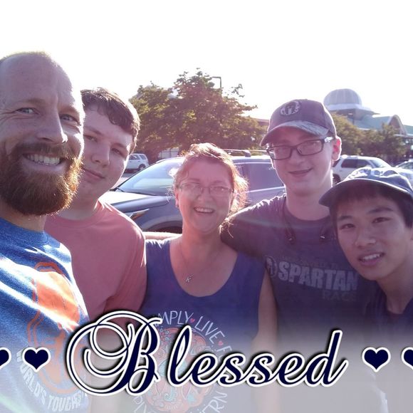 Meet your Posher, Kimberly - Picture 2 of 3